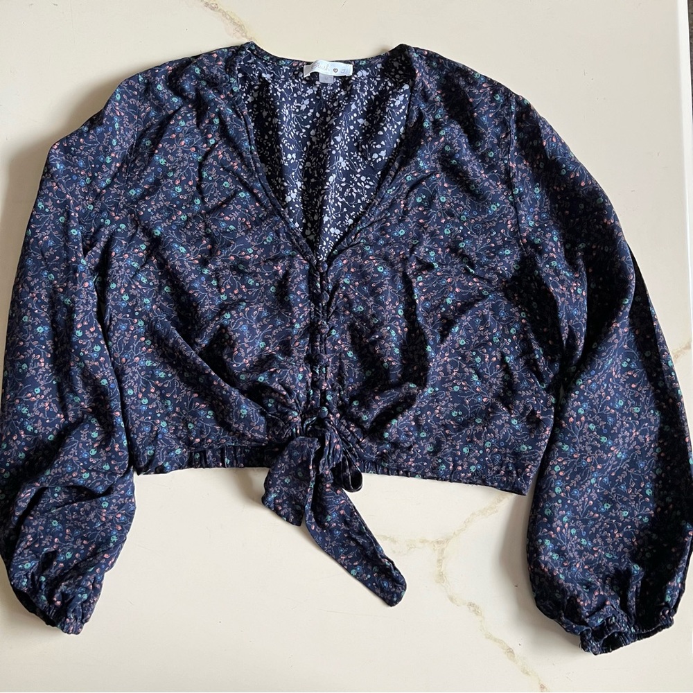 Blue Floral Crop